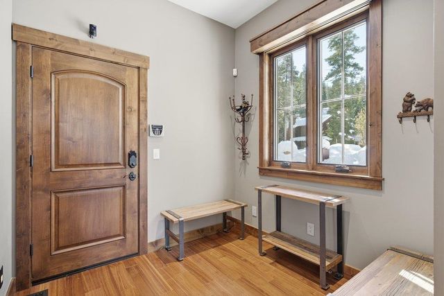 381 Sierra Crest Trail, Olympic Valley, CA 96146