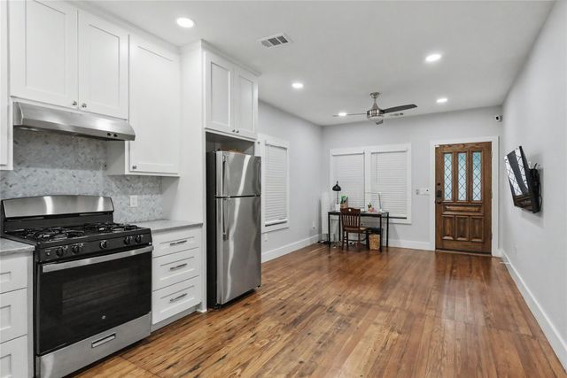 2506 E Cesar Chavez ST, Austin, TX 78702