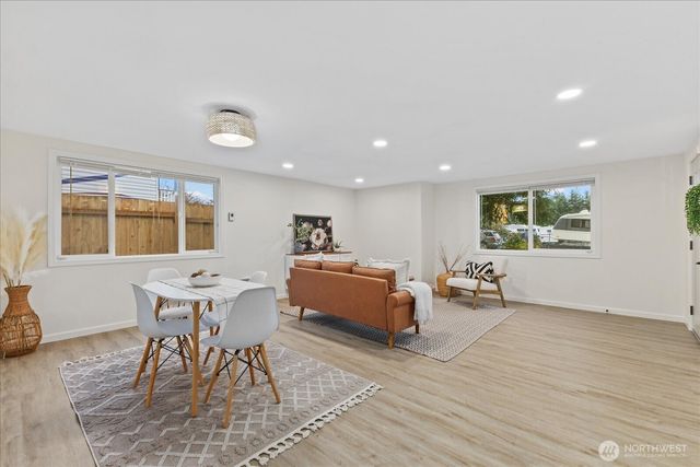 135 117th Street S, Tacoma, WA 98444