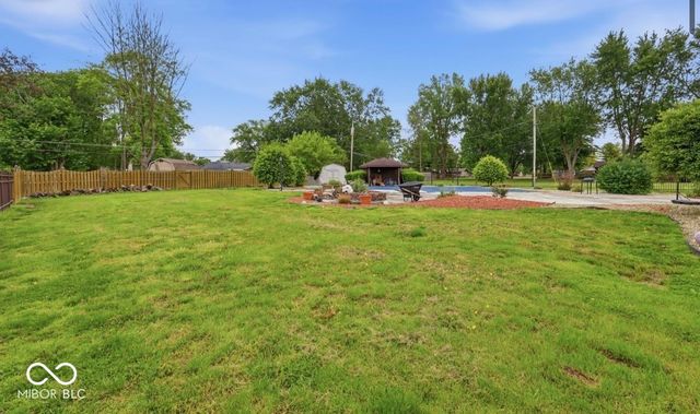 2620 N Richard Drive, Shelbyville, IN 46176