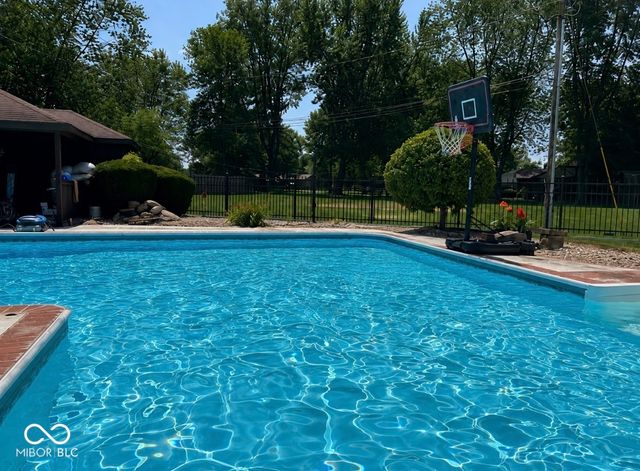 2620 N Richard Drive, Shelbyville, IN 46176