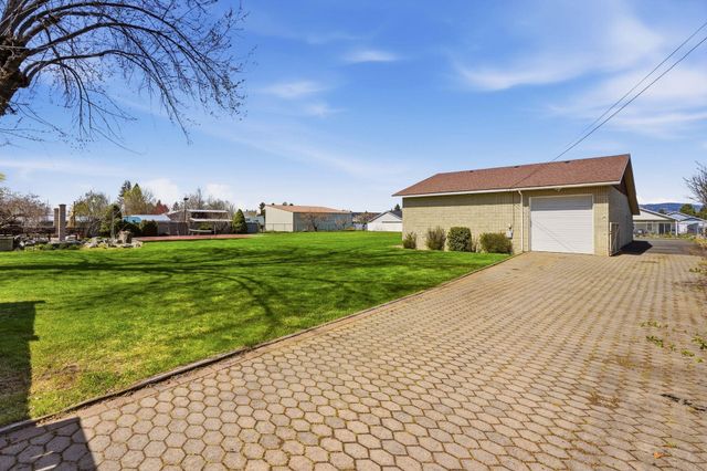 18505 E 4th Ave, Spokane Valley, WA 99016