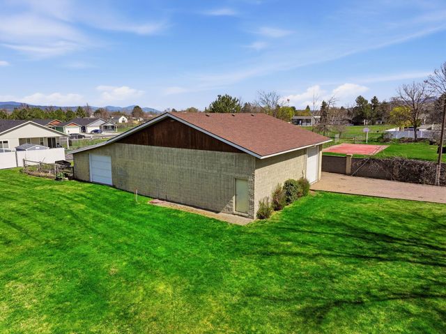 18505 E 4th Ave, Spokane Valley, WA 99016