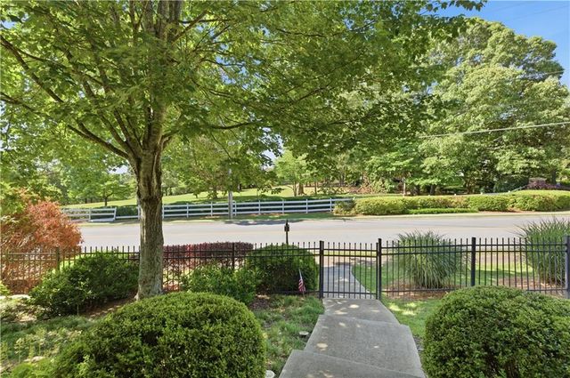 516 Manning Road SW, Marietta, GA 30064