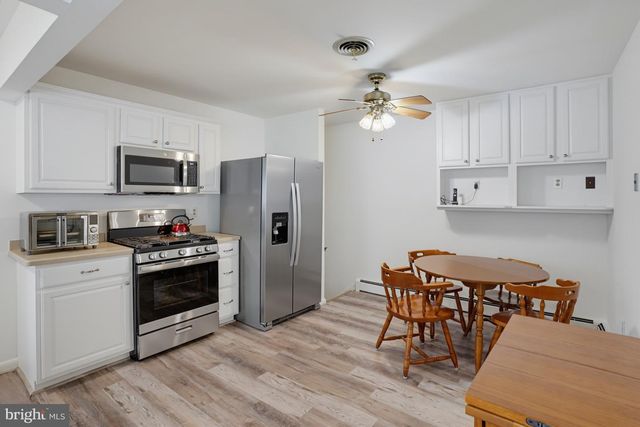 30 BERTRAND DR, Dover, DE 19904