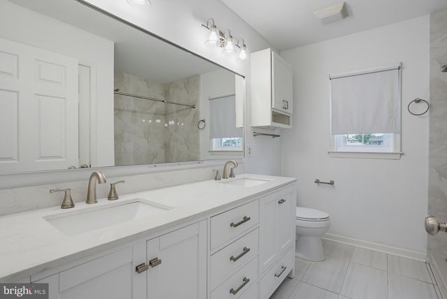 30 BERTRAND DR, Dover, DE 19904