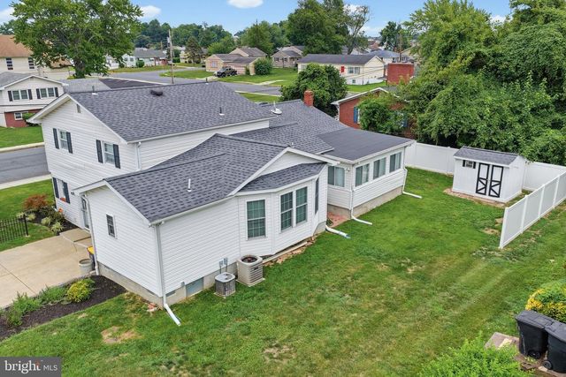 30 BERTRAND DR, Dover, DE 19904
