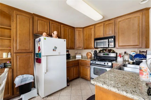 40900 Breezy Pass D, Palm Desert, CA 92211