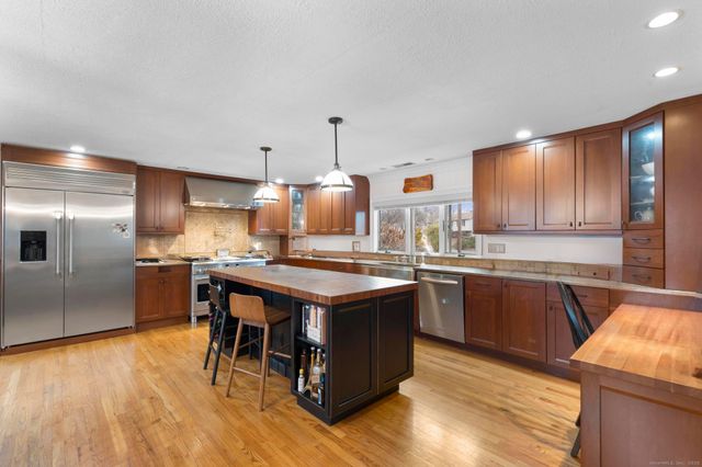 57 Gray Rock Road, Trumbull, CT 06611