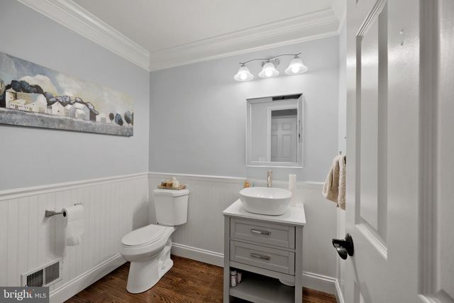 13112 LAUREL GLEN RD, Clifton, VA 20124
