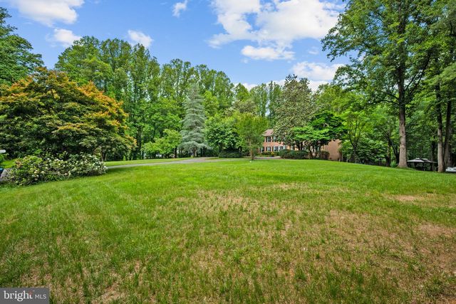 13112 LAUREL GLEN RD, Clifton, VA 20124