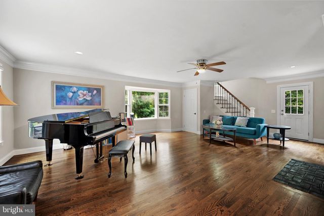 13112 LAUREL GLEN RD, Clifton, VA 20124
