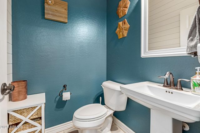 2738 E CHERRY HILL Drive, Gilbert, AZ 85298