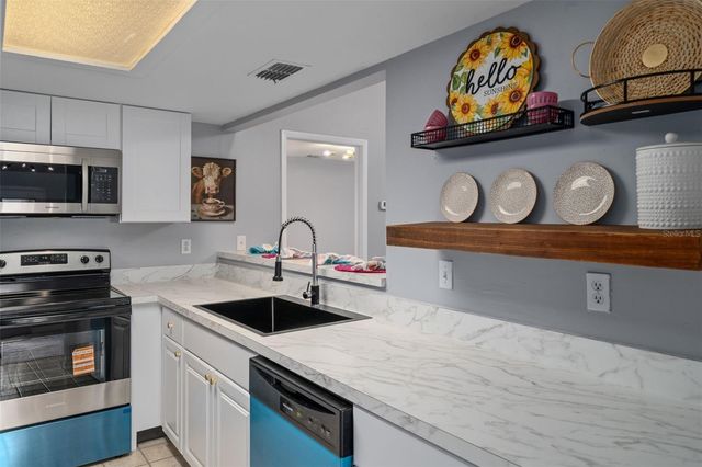 1880 N CRYSTAL LAKE DRIVE 65, Lakeland, FL 33801