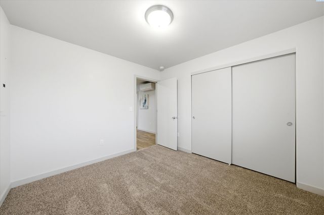 2412 E Helena St, Pasco, WA 99301