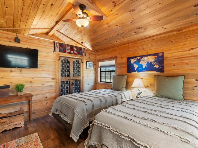 16310 County Road 373, Gladewater, TX 75647