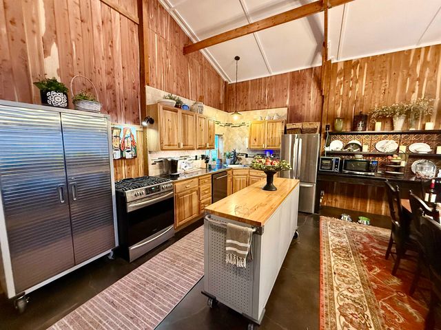 16310 County Road 373, Gladewater, TX 75647