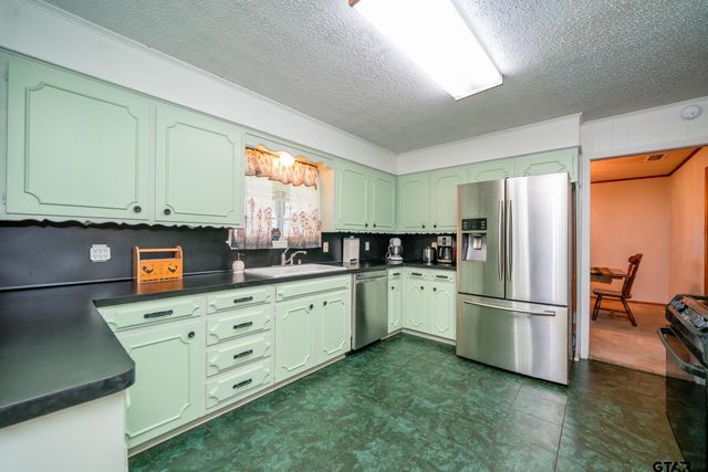 1668 FM 2685, Gladewater, TX 75647