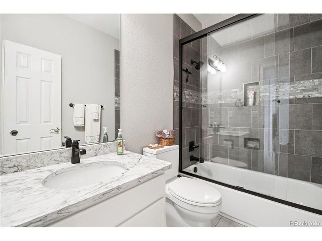 14315 W Dartmouth Dr, Lakewood, CO 80228