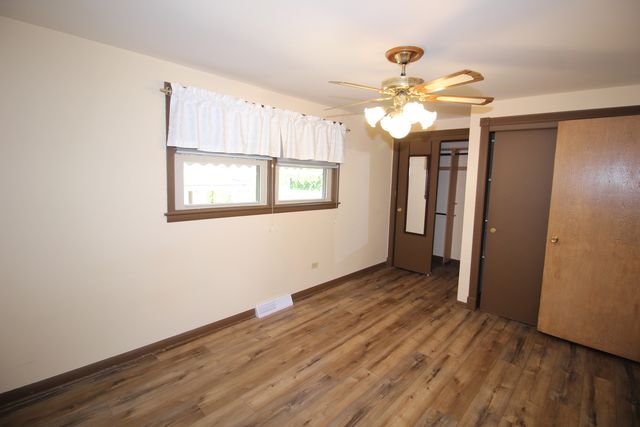 10756 S Albany Avenue, Chicago, IL 60655