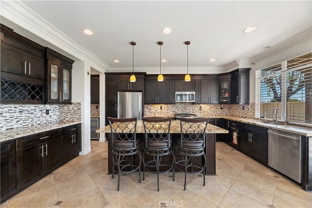 3939 Holly Springs, Corona, CA 92881