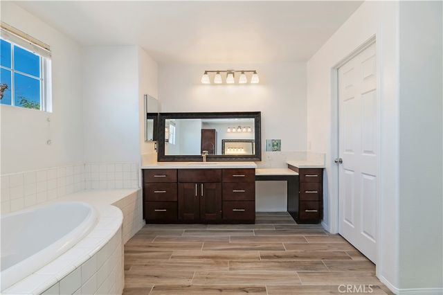 3939 Holly Springs, Corona, CA 92881