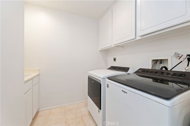 3939 Holly Springs, Corona, CA 92881