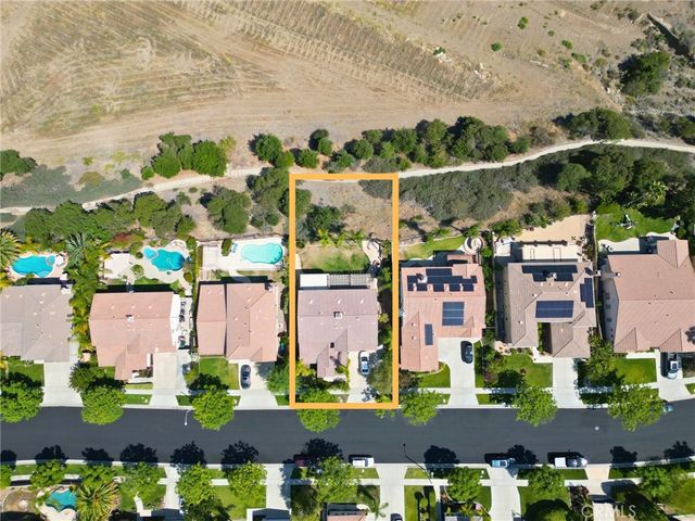 3939 Holly Springs, Corona, CA 92881