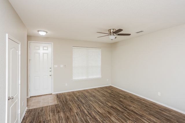 4252 Glen Abbey Drive, Fort Worth, TX 76036