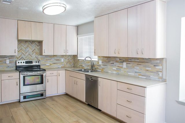 16330 Cypress Point Drive, Cypress, TX 77429