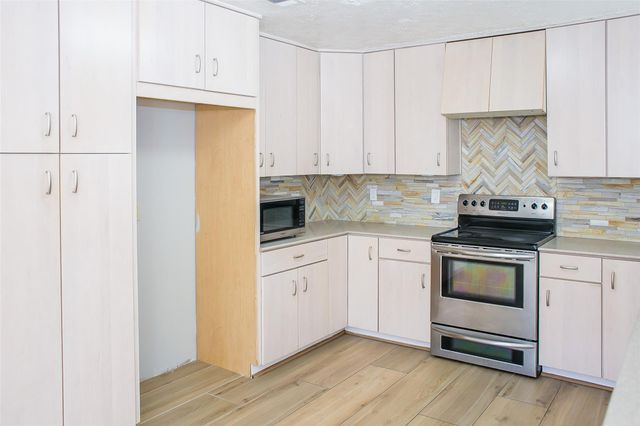 16330 Cypress Point Drive, Cypress, TX 77429