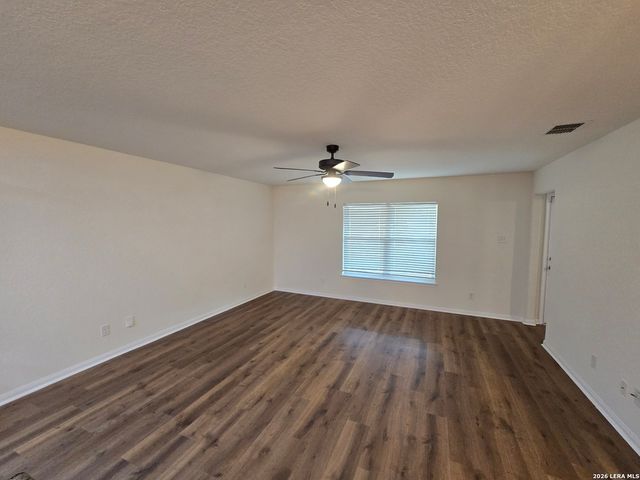 12150 LUCKEY VW, San Antonio, TX 78252