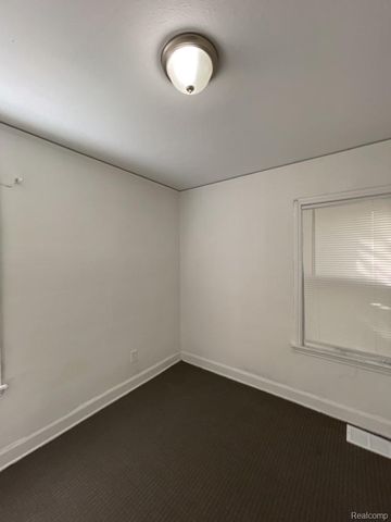 14560 Santa Rosa Drive, Detroit, MI 48238