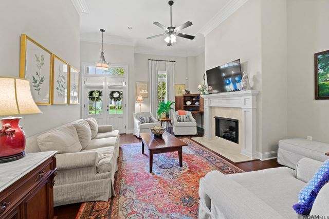 14044 Wetherly Dr, Baton Rouge, LA 70810