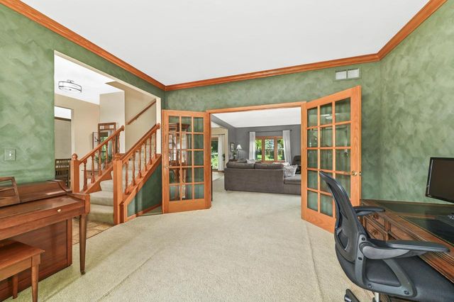 W151N10742 Preserve PARKWAY, Germantown, WI 53022