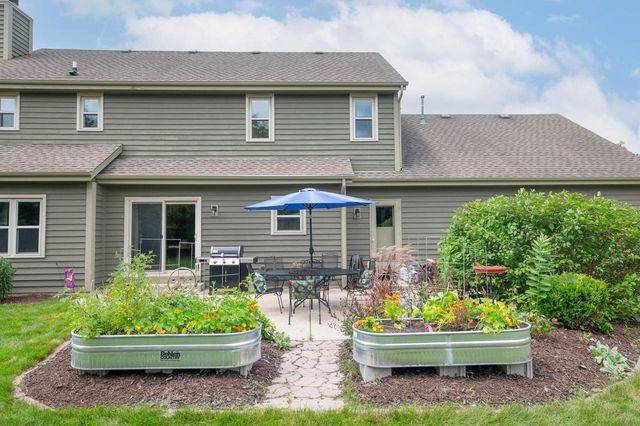W151N10742 Preserve PARKWAY, Germantown, WI 53022