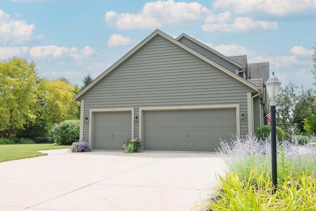 W151N10742 Preserve PARKWAY, Germantown, WI 53022