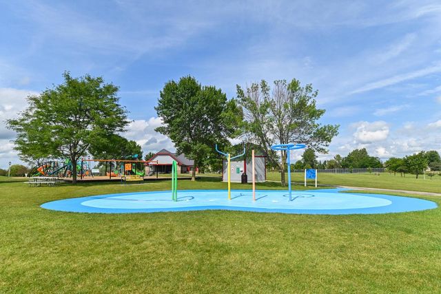 W151N10742 Preserve PARKWAY, Germantown, WI 53022