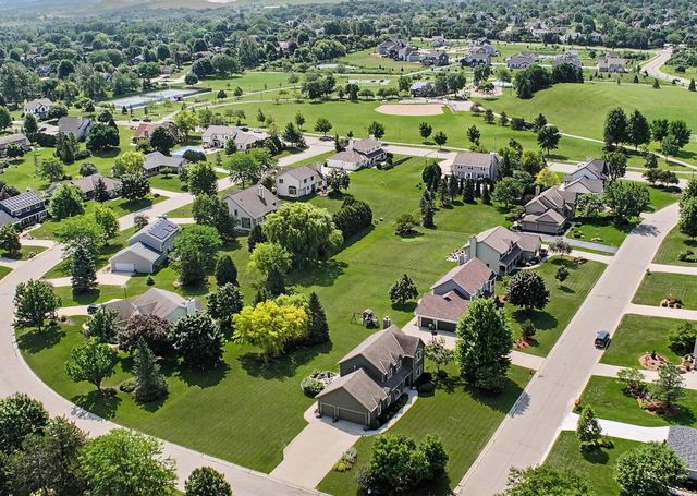 W151N10742 Preserve PARKWAY, Germantown, WI 53022