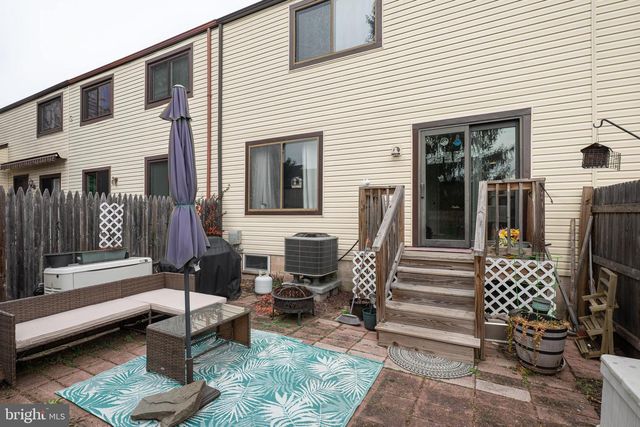 428 BRIDGE ST, Collegeville, PA 19426