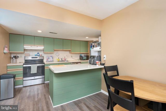 428 BRIDGE ST, Collegeville, PA 19426