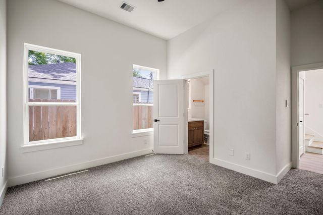 1224 E 23rd Street, Houston, TX 77009