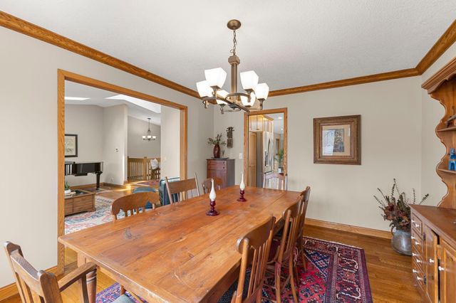 9506 Riverview Avenue, Bloomington, MN 55425