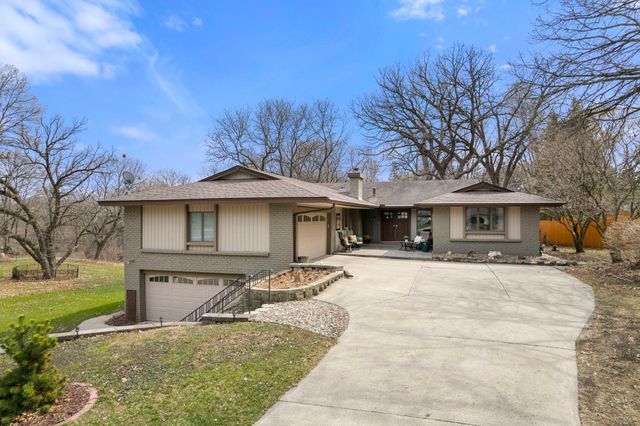 9506 Riverview Avenue, Bloomington, MN 55425