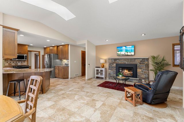 9506 Riverview Avenue, Bloomington, MN 55425