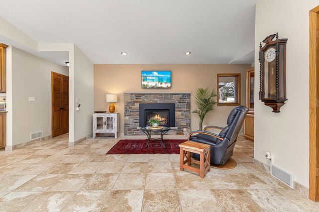 9506 Riverview Avenue, Bloomington, MN 55425