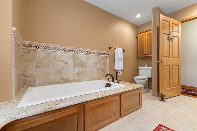 9506 Riverview Avenue, Bloomington, MN 55425