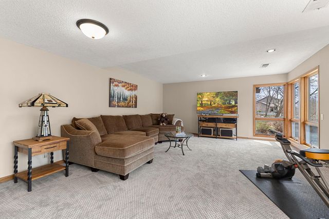 9506 Riverview Avenue, Bloomington, MN 55425