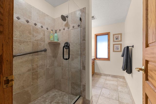 9506 Riverview Avenue, Bloomington, MN 55425