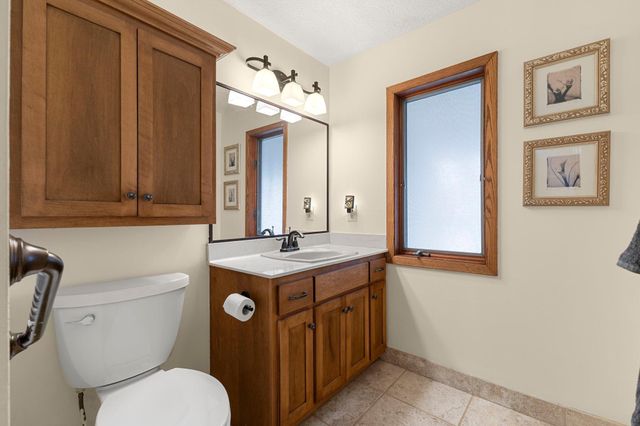 9506 Riverview Avenue, Bloomington, MN 55425